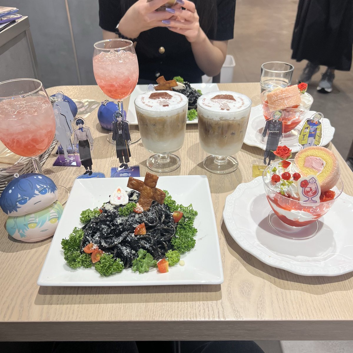 39_98_'s tweet photo. みかさんおめでとう〜！！！
にゃんずカフェラテ揃ったの嬉しかったꧦ𐅁𐀸𐋠𛰙᭜𖫴𖫰𖫱𖫳𖫲𖫲𖫳𖫴𖫰𖫱꛰ﯩᩝ︪᭜𖫴𖫰𖫱𖫳𖫲𖫲𖫳𖫴𖫰𖫱꛰ީᩝ𛰚
#colycafe #ブレマイ https://t.co/lXwdDxlRez