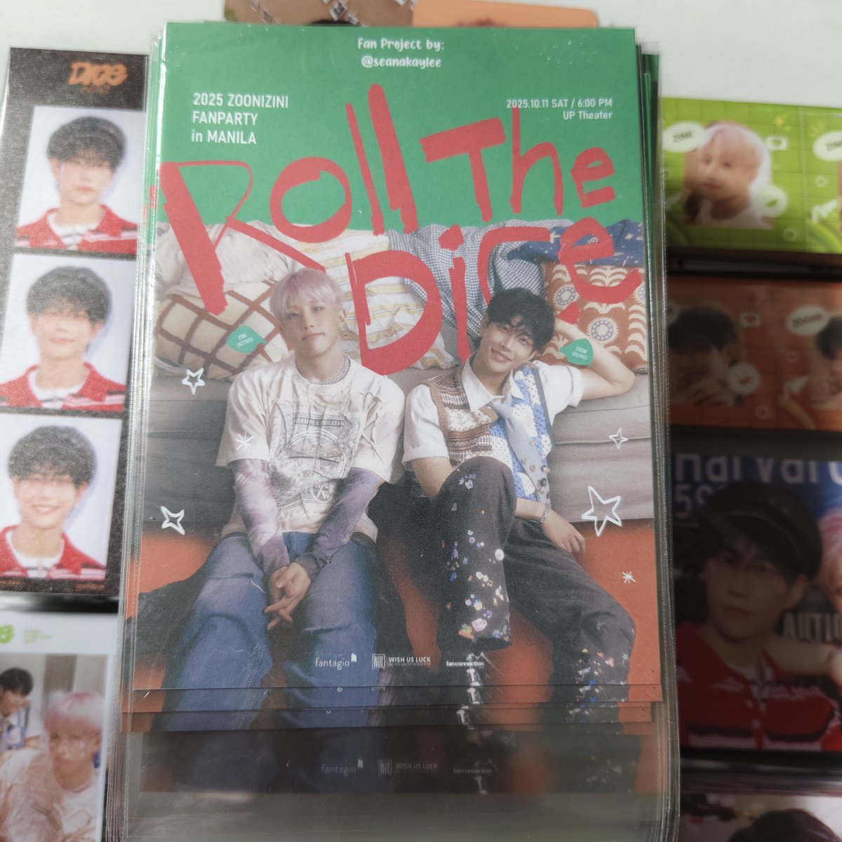 seanakaylee's tweet photo. Hi Arohas!💜
I’ll be giving out ZooniZini freebies at #RollTheDiceinManila 🎲
🎁 1 pack includes:
Photocards
3R Size Photo
ZooniZini Stickers
Filmstrip
Collage Photo

Memo Pads too! (Limited)

See you this Saturday, Oct. 11, 2025!😊

#ZOONIZINI #DICE #RollTheDice
#아스트로 #ASTRO https://t.co/r6oVofbclU