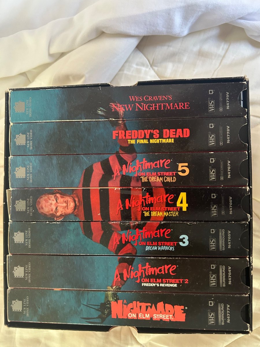 その他 Collector&#39;s Edition [VHS] Winterbeast - Limited Edition Deluxe LED VHS – Vinegar Syndrome