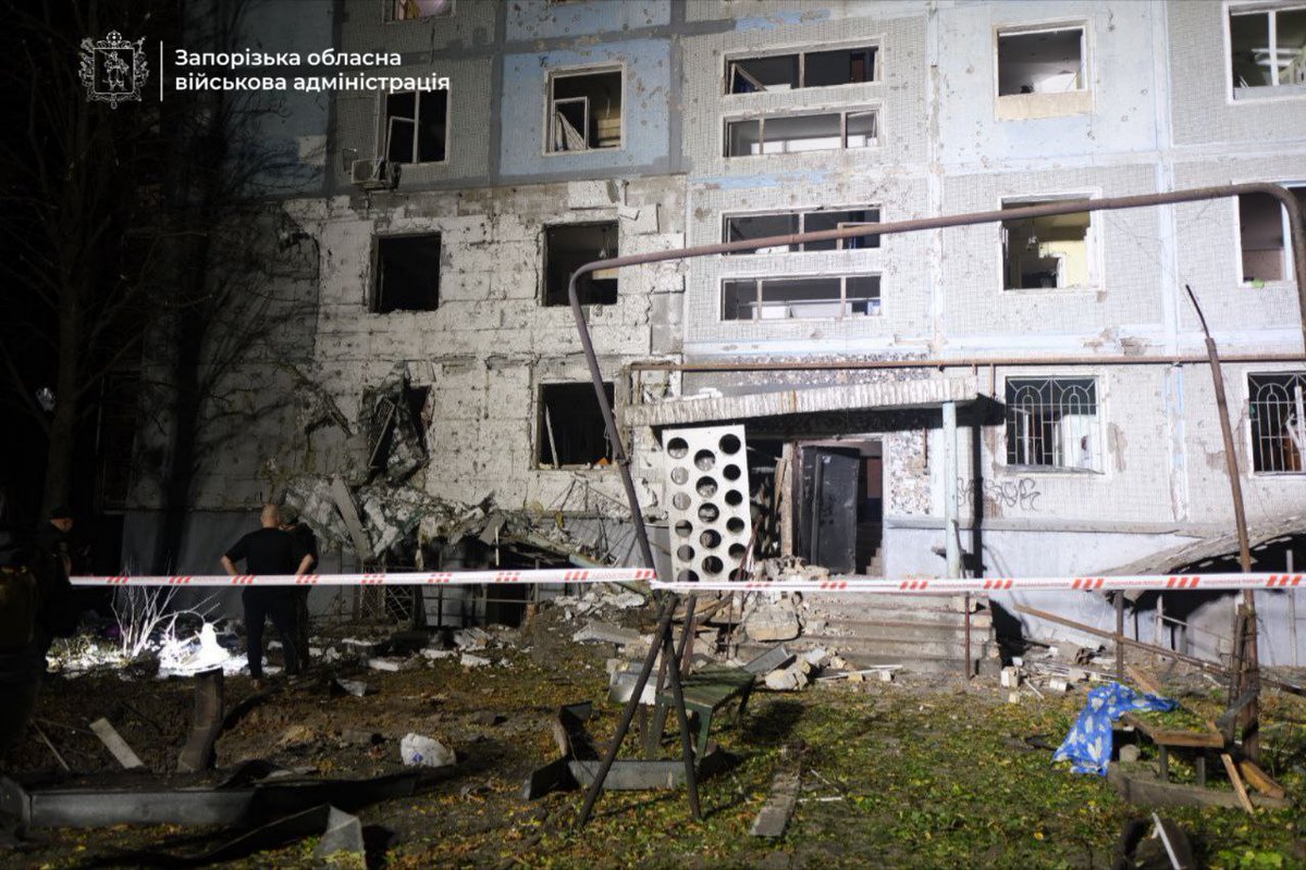 Zaporizhzhia 
One person was killed, 10 were wounded. Another russian attack 
#RussiaIsATerroristState