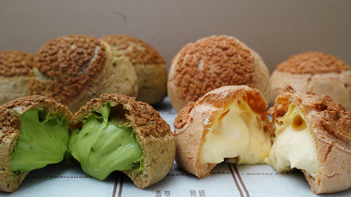 シュークリーム 明日金曜日から 新スイーツ登場します⭐️ 「zakzak