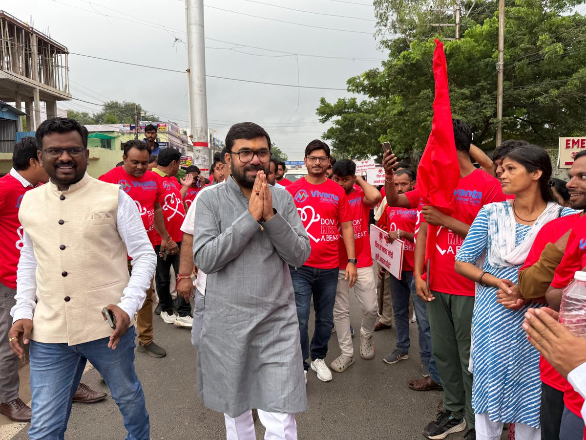 buntyviveksahu's tweet photo. विवंता क्रिटीकल केयर मल्टीस्पेशालिटी हॉस्पिटल, छिंदवाड़ा द्वारा आयोजित “Walk Thon” कार्यक्रम में उपस्थित हुआ। इस अवसर पर सभी डॉक्टर, मैनेजमेंट स्टाफ, नर्सिंग टीम व अन्य सहयोगी बड़ी संख्या में उपस्थित रहे।
स्वस्थ जीवन ही सबसे बड़ी पूंजी है — Don’t Miss a Beat! 

#WalkThon https://t.co/sSS2KKW9nK