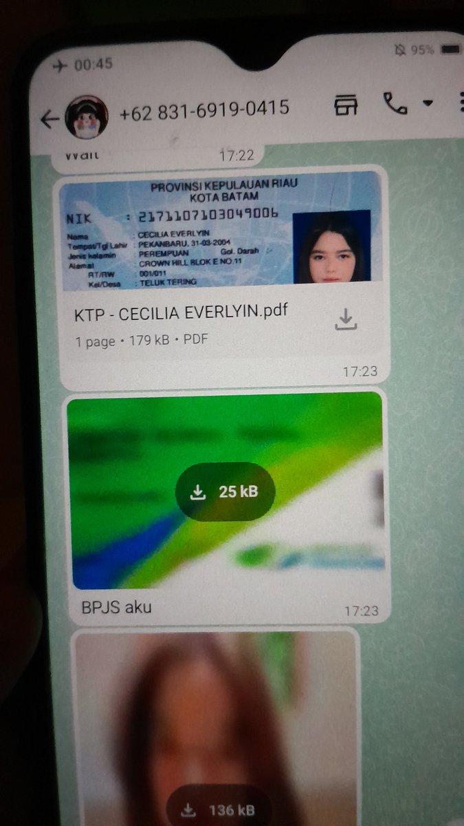 diemetier's tweet photo. [6] identitas pelaku. aku gk sempet download bpjs dia tp dia pasti make identitas palsu. aslinya nama dia Levin Alviano dan trnyata udh sering menipu org. Trus itu laki2 yg nerima orderan fiktif sepertinya dia atau antek2 dia https://t.co/EGbxaRXWo7