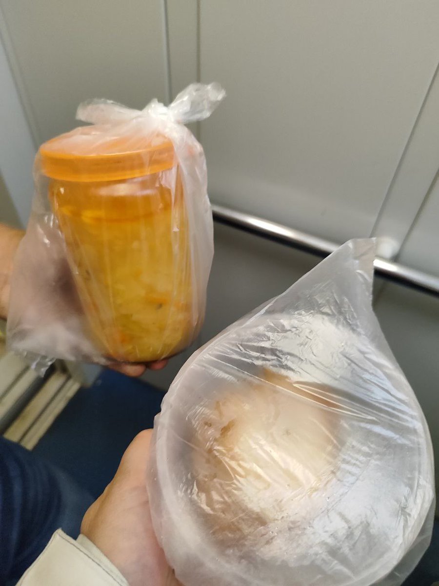 Уйти от бабушки с пустыми руками - это не реально !👍😍🤗