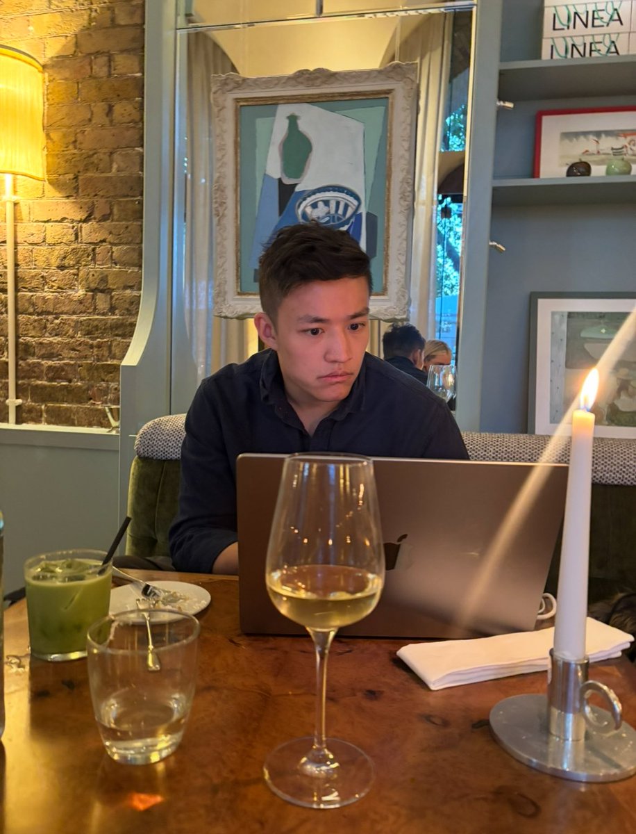winnyirl's tweet image. hot take: date the guy who codes at the bar