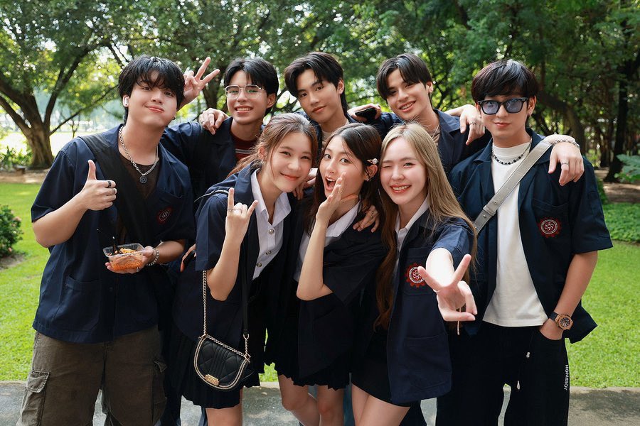 Ika_NNNN's tweet photo. Chimon and his gang

 #ชิม่อนไงจะใครหล่ะ
 #ChimonWachirawit 
#DareYouToDeath https://t.co/iXqMWAVZQQ