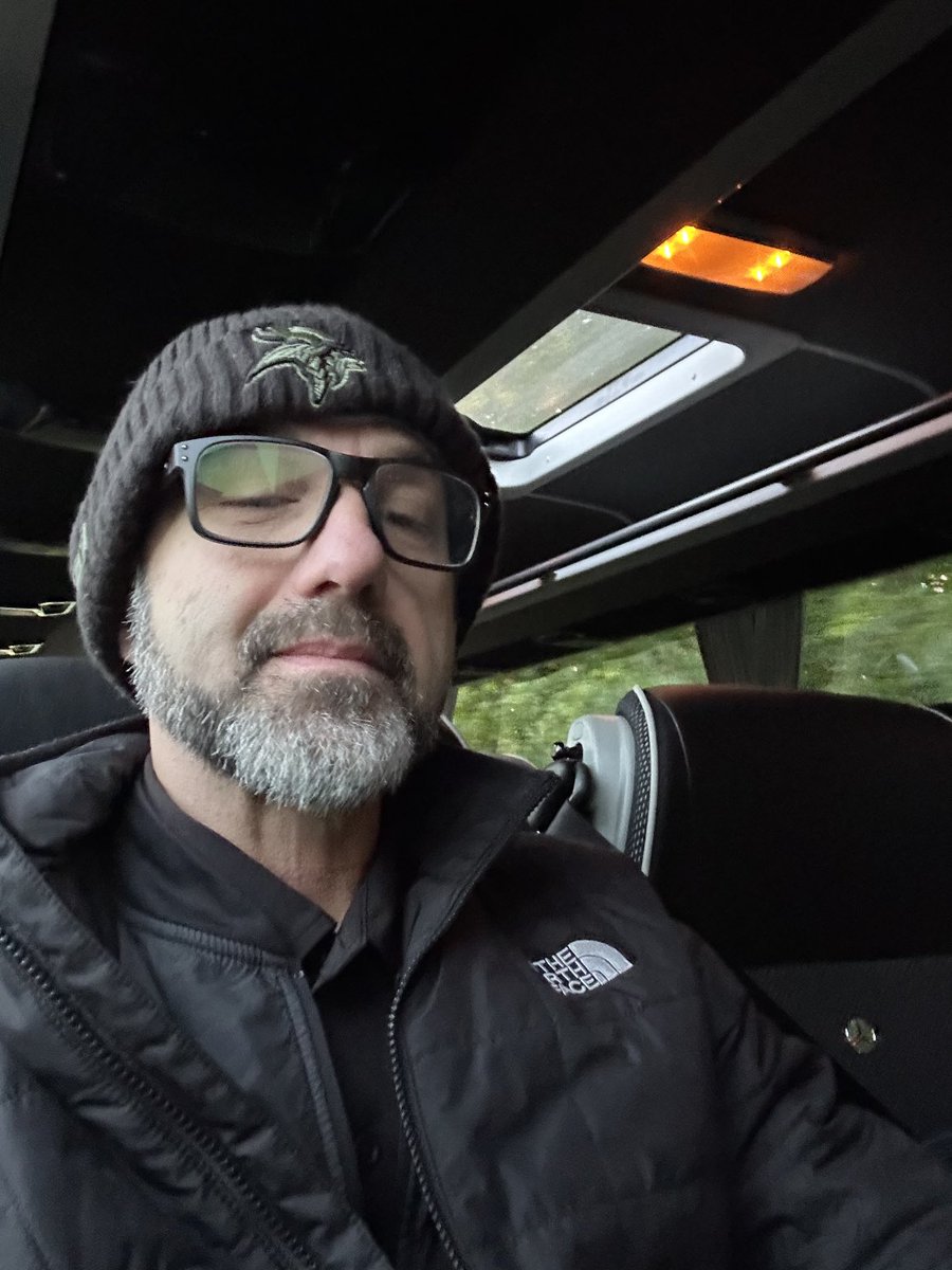 Chris Hawkey tweet media