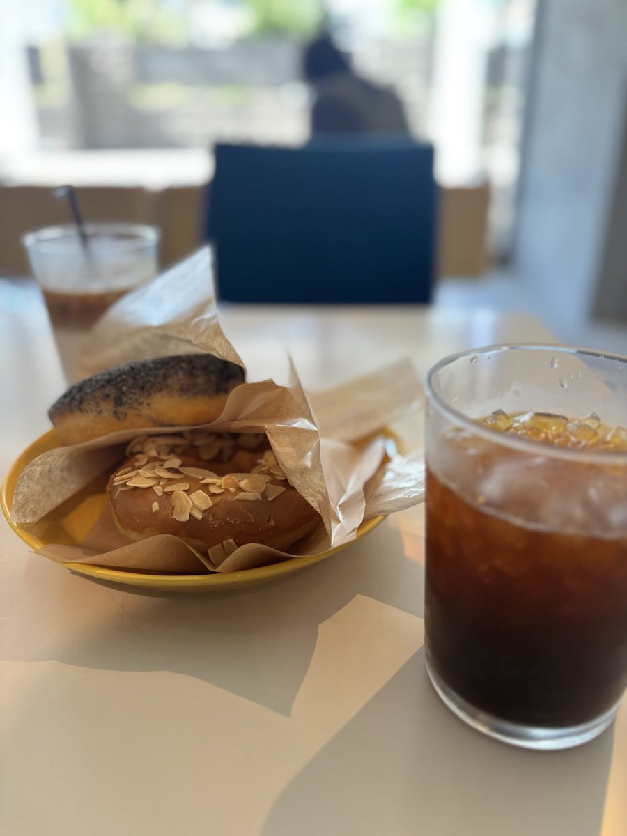 ここのコーヒーとドーナツ好きすぎ…🍩
