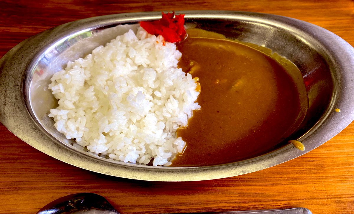 日々は過ぎれど高尾山でやまびこ茶屋リベンジ達成です 今度はケーブルカー使わずに登り切りましたよまこっち
カレー美味しかった🍛くれあサインもありましたね 