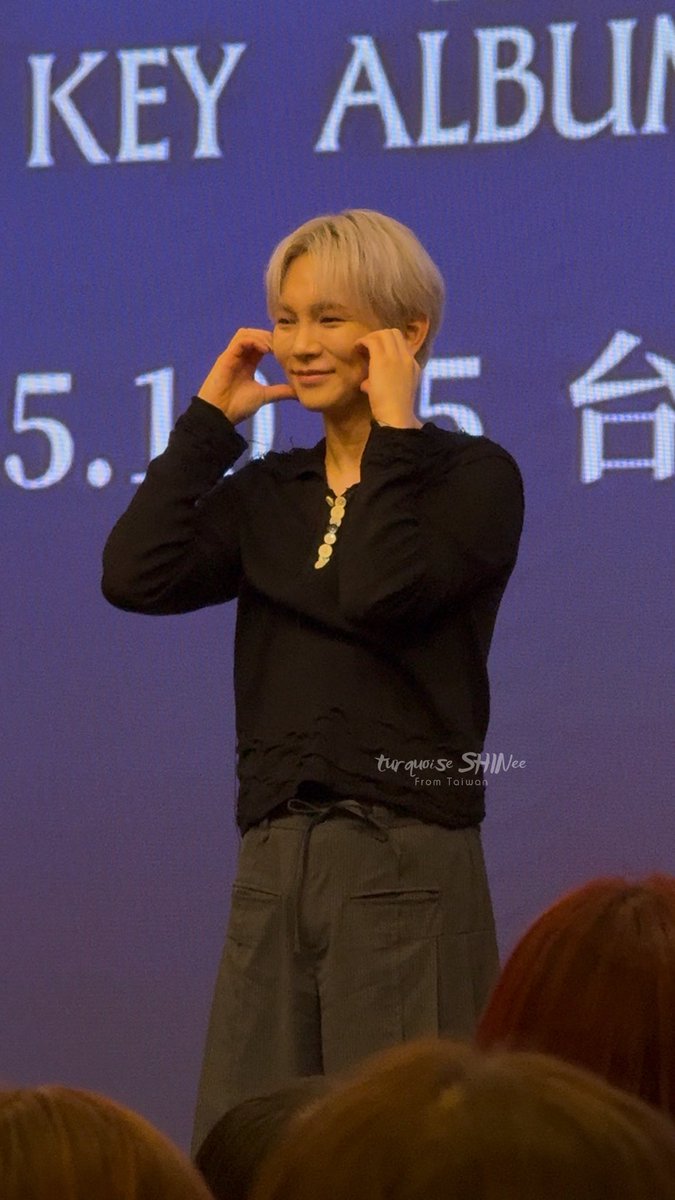 turquoiseSHINee's tweet photo. 🔑🇹🇼 251005 HUNTER FANSIGN EVENT IN TAIPEI

#KEY #키 #SHINee #샤이니 https://t.co/oa1cFqwoUC