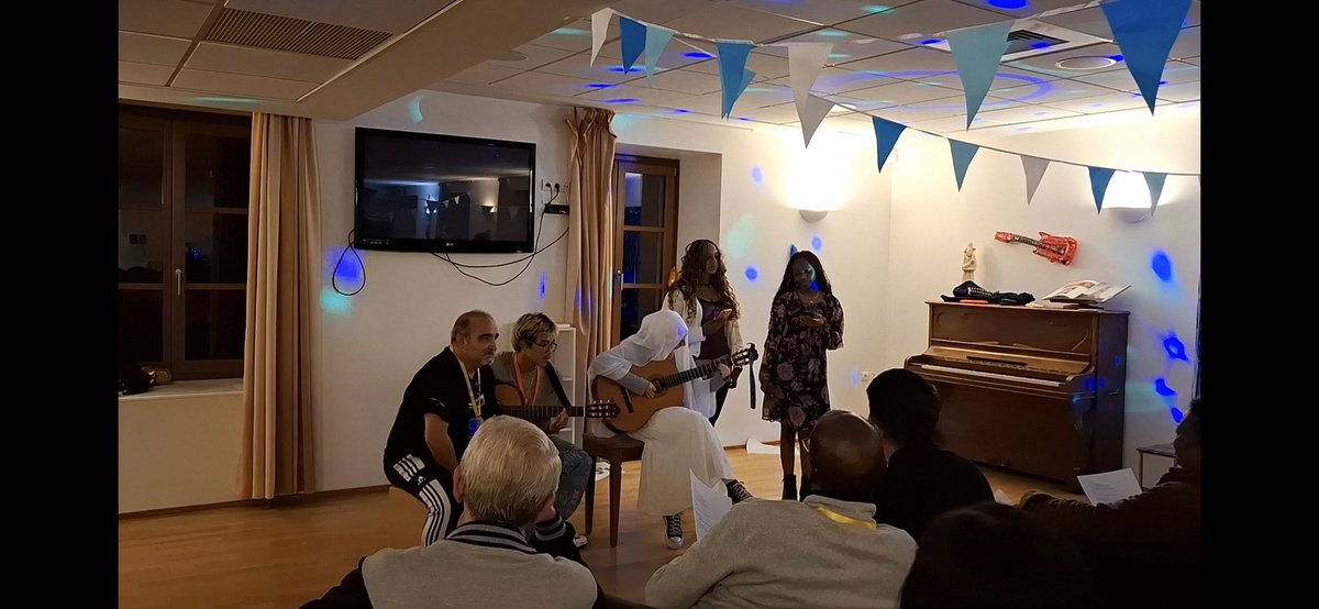 MissG_RE tweet media