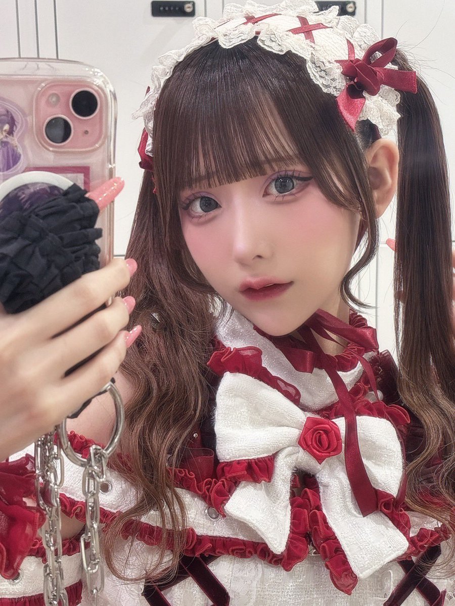 dekomoriosabu's tweet photo. BLACKRABBIT所属の(@BLACKRABBIT0901)
凸守スズです！！

趣味：アニメ、コスプレ、ヲタ活

特技：加工、ヘアアレンジ、衣装デザイン

ブラビの制服デザイン担当してます❗️
お酒も大好きなのでヲタトークしながらみんなと一緒にお酒飲みたいです🍻

フォロ♥RTしてくれたら嬉しいな〜🤩🫶🏻
#大阪BLACKRABBIT