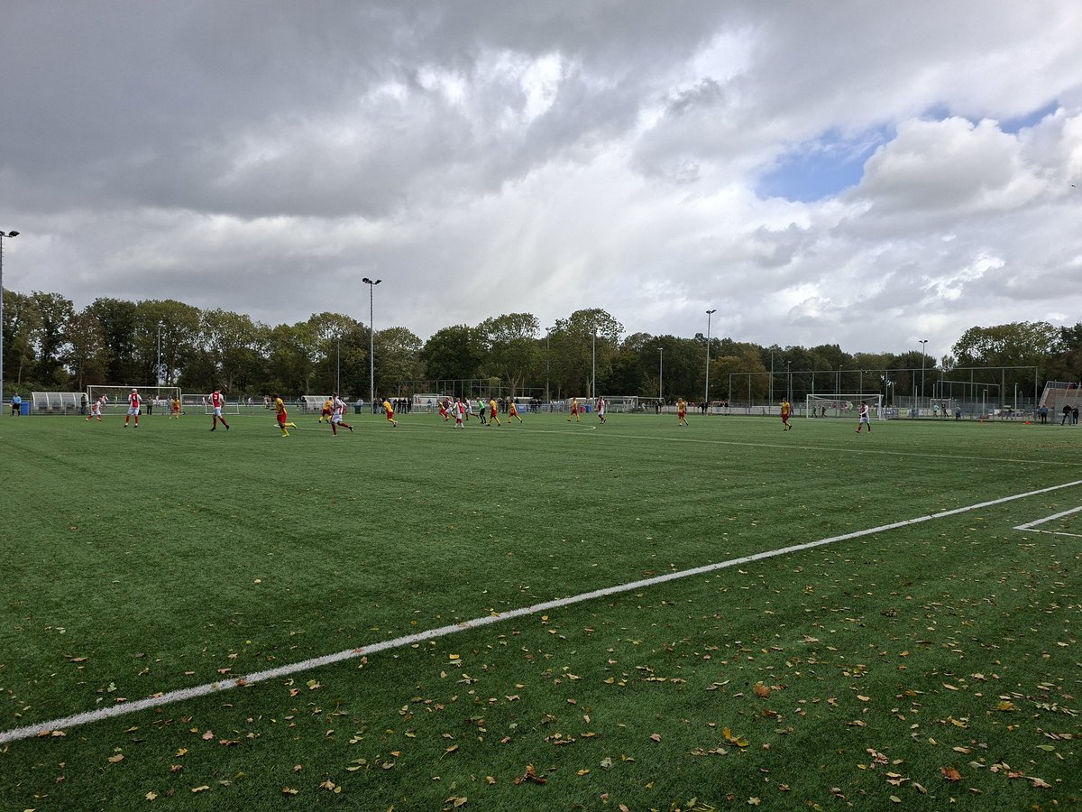 🗓️  04/10/2025
🕰  14:30
⚽️  RCL Leiderdorp - Valken '68 2-1
📍 Leiderdorp
🏟  Sportpark de Bloemerd
🎟️  €0,-
🏆  Eerste klas B
📊  4/14