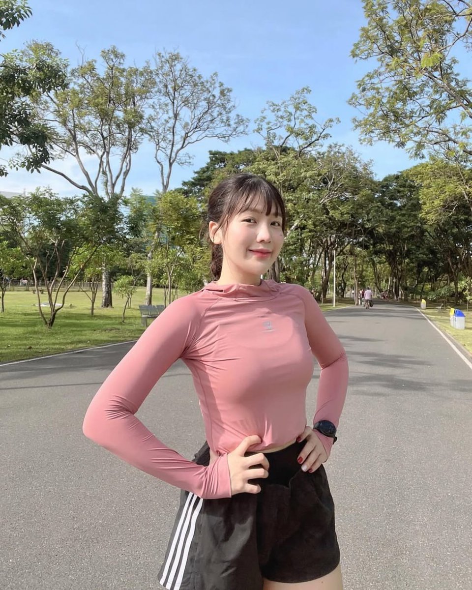 Apasara_NamIng's tweet photo. ออกกำลังวันนี้เหนื่อยมากก #เชียงใหม่ #กทม #ชลบุรี https://t.co/F1PonUZk0J