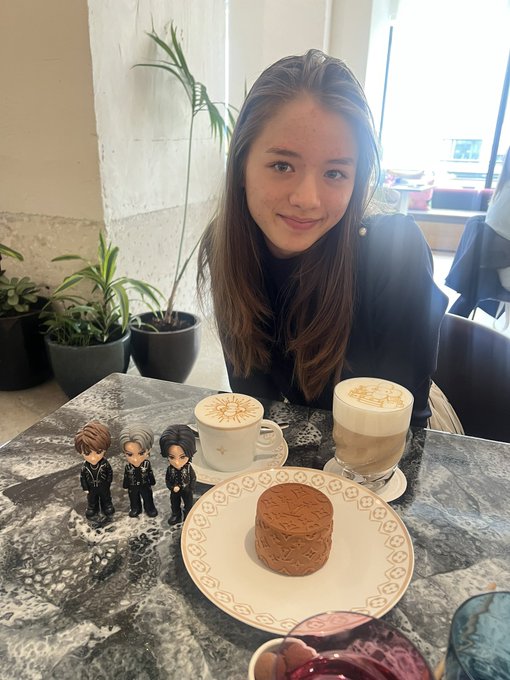 Twitterのコスプレ画像4