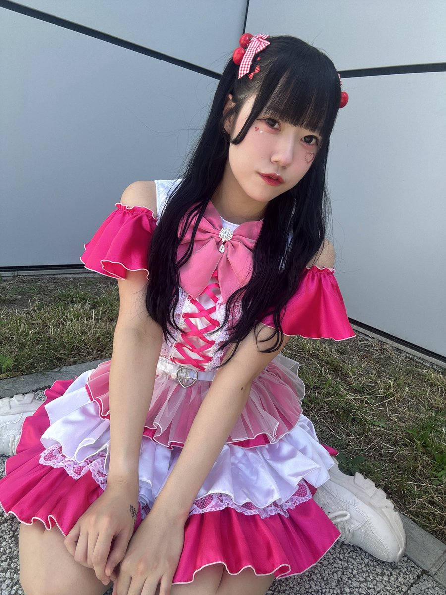 sc__miku's tweet photo. 【GIRL UP BEAT vol.203】

ありがとうございました✨
赤色担当みくです🍒

一緒にチェキを撮ってくれた方もありがとうございました！
また是非会いにきてくださいっっ！！

#GUB #ShinyCherry https://t.co/WbxbbuHmyx
