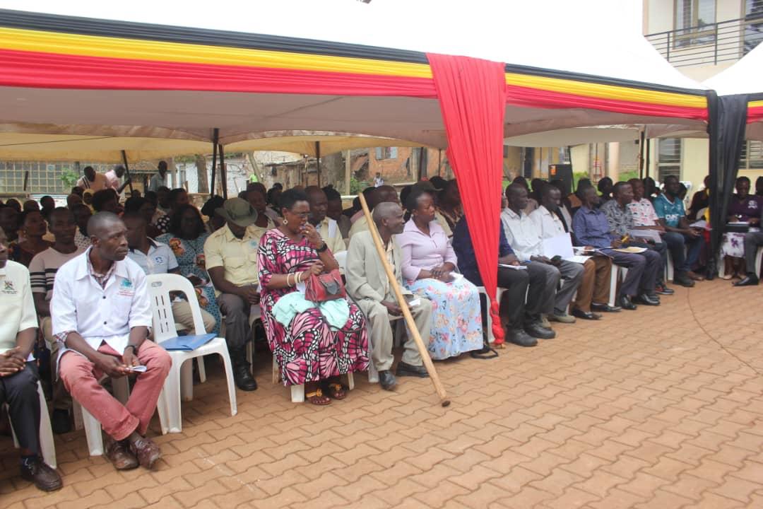 Raphael Magyezi tweet media