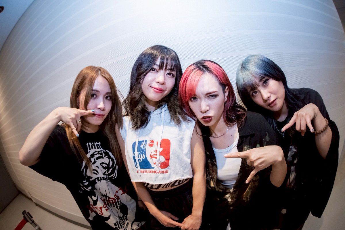 新品】心聴心聞 NEMOPHILA サイン付き（ハラグチサン） 新品】心聴心聞