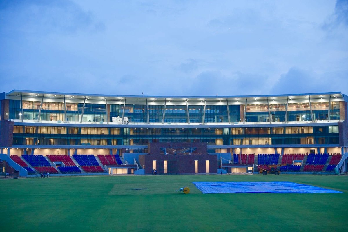 DipuNanda's tweet image. New International Cricket stadium at Rajgir, Bihar looks spectacular and is all set for the Inauguration. 
🔥🙌🤍🇮🇳
#Bihar