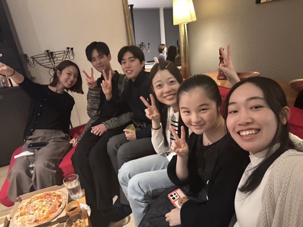 kotolanvn1030's tweet photo. クロンベルクアカデミーのマスタークラスに参加し、ミハエラ・マルティン先生のレッスンを受講しました🇩🇪
他の先生のレッスンやヴィオラのクラスを聴講したり、たくさんコンサートを聴いたり、講習会があったりととても充実した9日間でした✨
最終日のスーパー高校生たちとのパーティーも楽しかった！ https://t.co/hoPBTx1avN