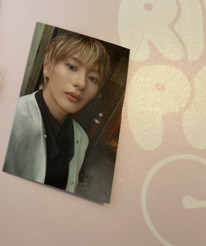 roo_jong48's tweet photo. @_o4baby 検索から失礼致します。アントンのトレカ所持しております。郵送でウォンビンと交換いただけないでしょうか。ご検討のほどよろしくお願い致します。 https://t.co/2i7DnvrOFp