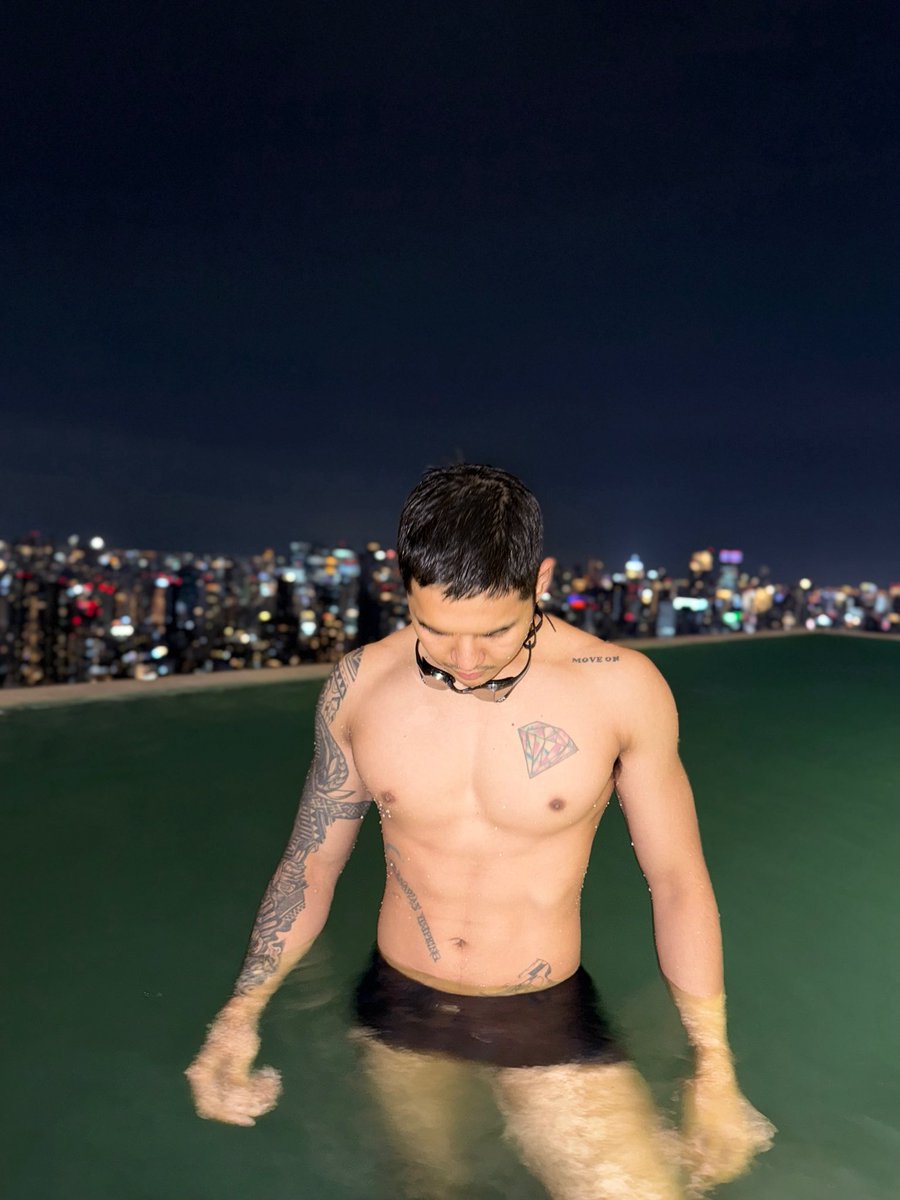 Gun_thonglor2001 tweet media