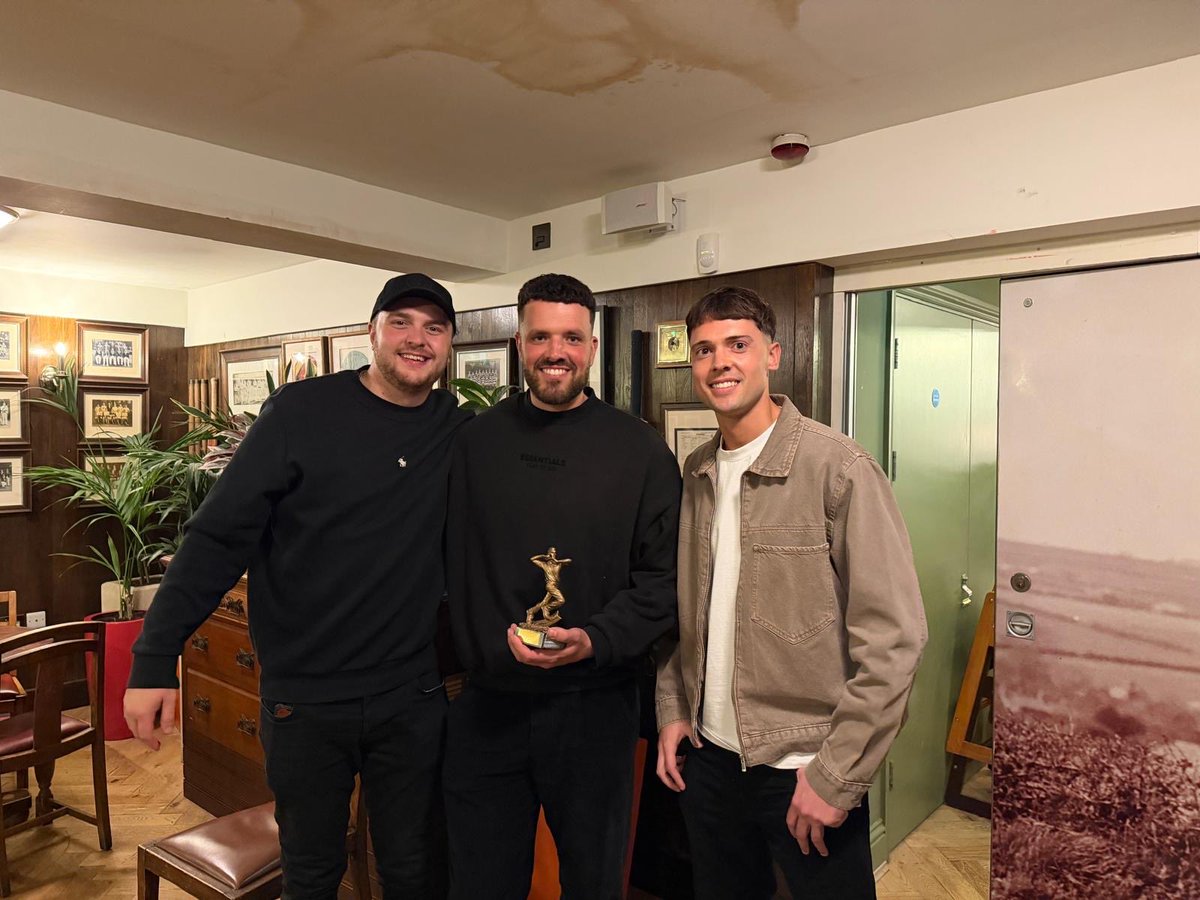 guinnesscc's tweet photo. GUINNESS CC AWARDS 2025 🏆🏏

BOWLER OF THE YEAR  - @SamWellsy 

BATSMEN OF THE YEAR - BRIAN MENEZES

PLAYER OF THE YEAR - BRIAN MENEZES https://t.co/EuvJpvalUE