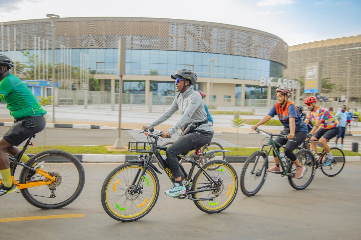 CityofKigali's tweet image. 📸 Photo: Cycling enthusiasts turned up in large numbers for the inaugural edition of the #SpecialRide — held in celebration of the recently concluded UCI 2025 Road World Championships in #KigaliYacu.
Let’s continue embracing sports as a way to stay active and healthy.…