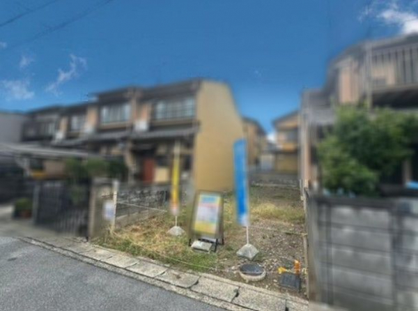 mhousing_f's tweet image. ◆交通量の少ない閑静な住宅街です！
◆建築条件無し売土地！前道ゆったり６ｍ！
◆池田東小学校、栗陵中学校まで徒歩10分圏内でお子さんの通…
#株式会社エム・ハウジング #京都市伏見区 #醍醐御霊ケ下町 #土地 #不動産
mhousing-f.com/estate/ebl/286…