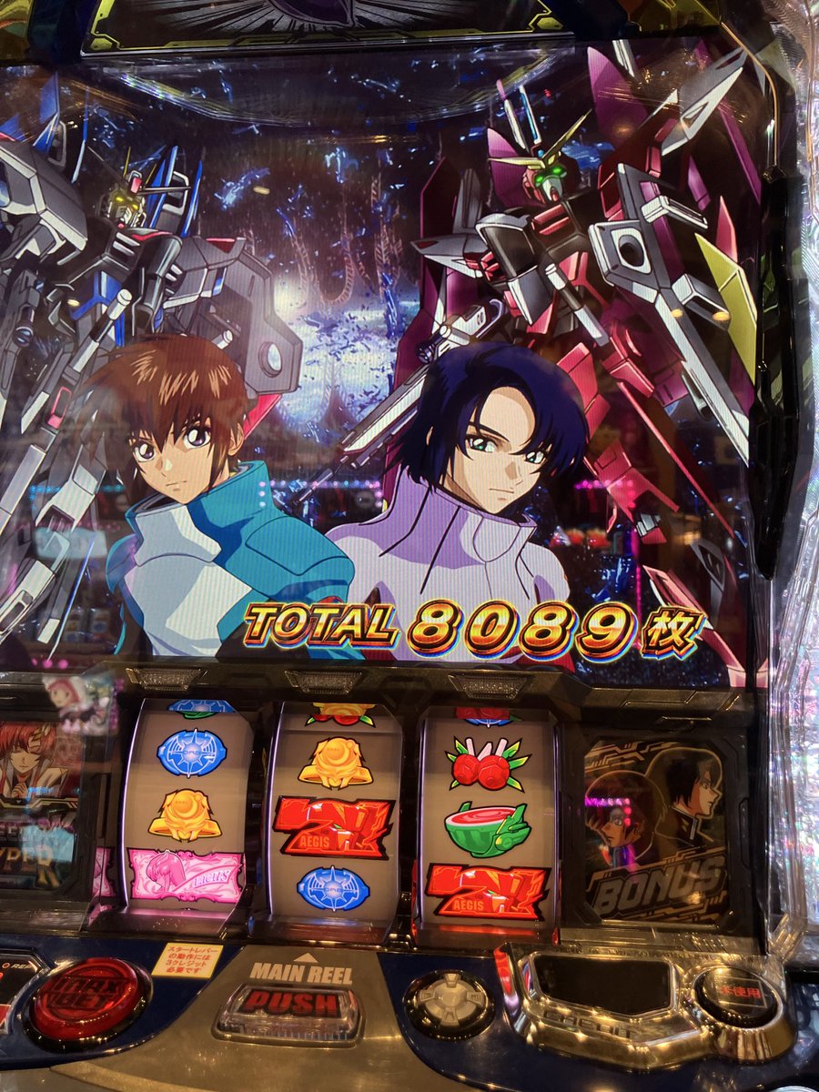Potty_POPIPA's tweet photo. 頼むからホールでそれやってくれ(ゲーセン) https://t.co/0jw1ED9To2