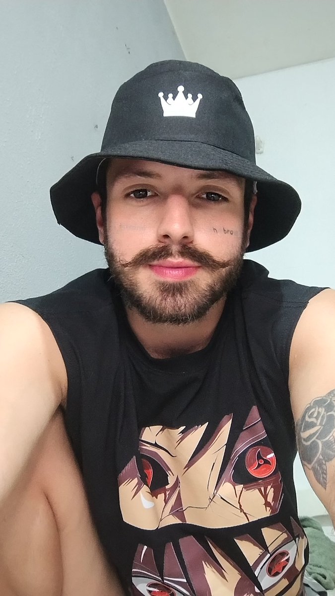 Luccaskonig's tweet photo. Privacy @Luccaskonig https://t.co/LgA572Y5Dv https://t.co/4vMfdeDVzM