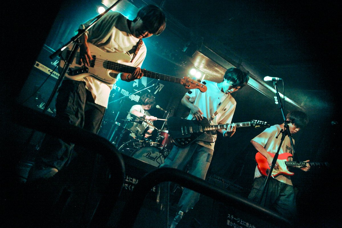 📷 PHOTO 📷

2025.10.05(日)

🟥
Wake me up!!! 10th ANNIVERSARY CIRCUIT
⚡️ WAKE SOME NOISE. ⚡️
🟥

【下北沢近松】
CLOVERS HIGH
<a href="/CLOVERS_HIGH/">𝘾𝙇𝙊𝙑𝙀𝙍𝙎 𝙃𝙄𝙂𝙃</a> 

ご出演ありがとうございました！

📸 <a href="/saitougig/">saitougig</a> 

#WMU10周年