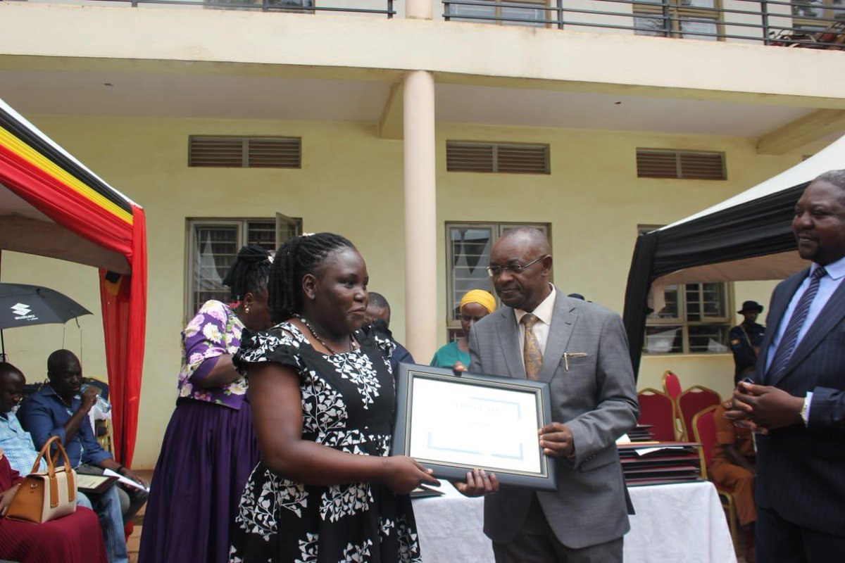 Raphael Magyezi tweet media