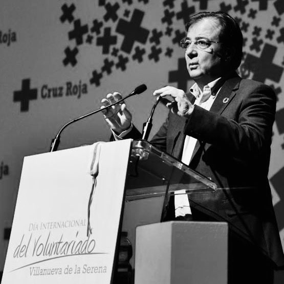 Hoy se va una gran persona.  Guillermo Fernandez Vara fue ejemplo de humanidad, cercanía y generosidad. Tenía la rara virtud de escuchar y hacer el bien sin buscar reconocimiento. Su huella quedará en cada gesto solidario y en cada corazón que tocó. Descansa en paz, Guillermo. ❤️