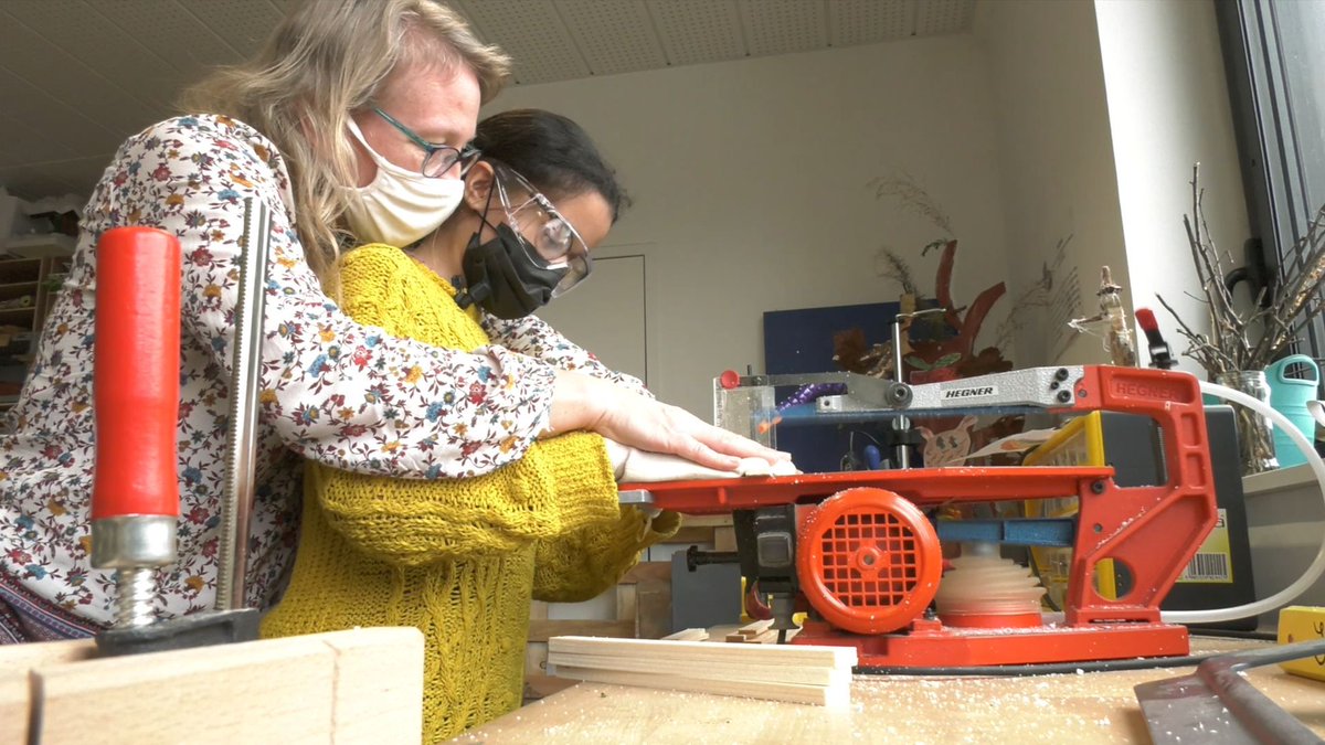 fablabalecole's tweet image. Bonne journée mondiale des enseignant·e·s 2025 ! 👩🏫👨🏫 Aujourd’hui, nous célébrons ceux qui inspirent et forment la prochaine génération au FabLab à l’école. Grâce à leur passion, chaque idée devient un projet concret.💡 #JournéeDesEnseignants #FabLabalEcole #ApprendreEnsemble