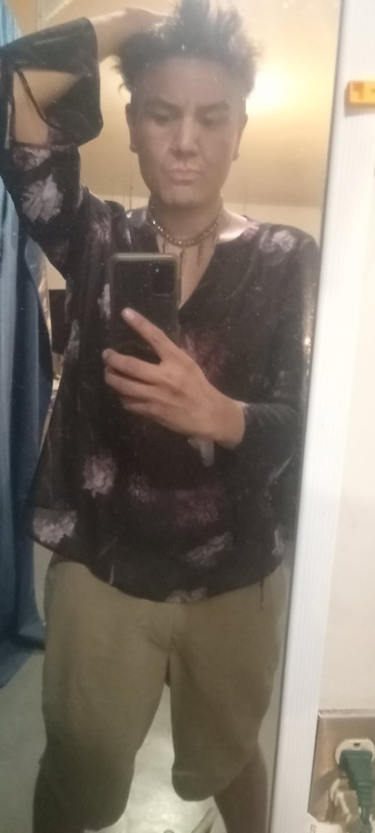 EGnite87's tweet photo. #playingdressup #nopants #gay #sheer # https://t.co/o7B5l9WR8n