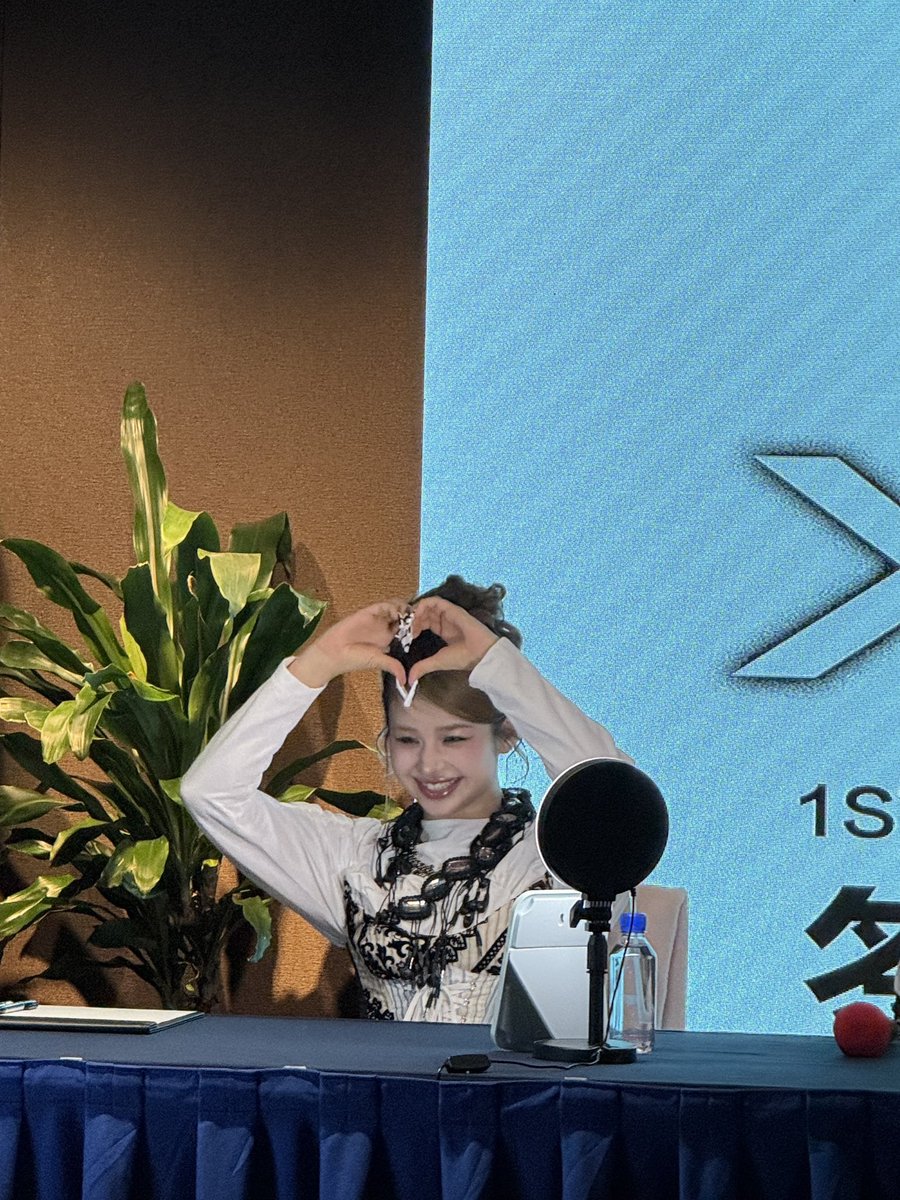 Yina0123's tweet image. Stunning 🥵🥵🥵
#XG #GALA
#XG_GALA
#XG_1stFullAlbum
#XGALX
#HARVEY