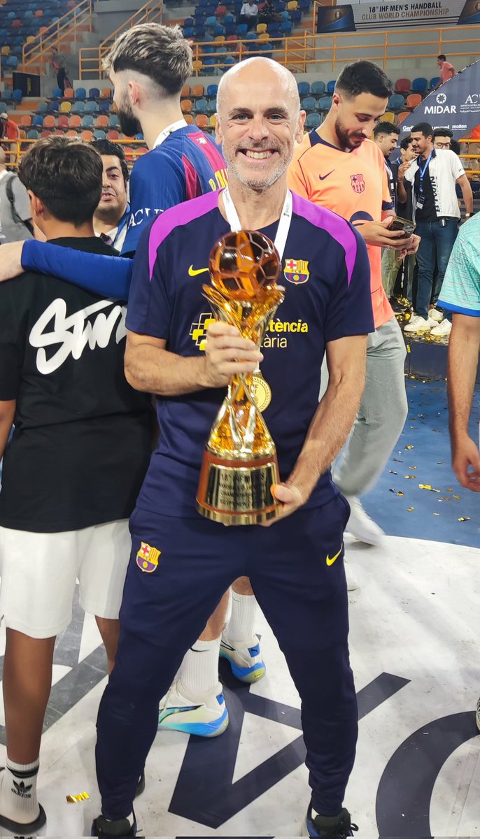 "Whenever you do a thing, act as if all the world were watching."

- Thomas Jefferson -

#ihfclubwch #handball