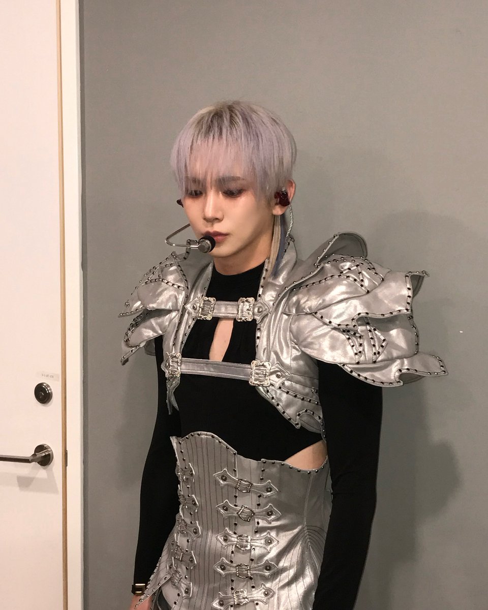 オマケ付】SHINeeキー キーランド 2025ソウルコン ニットフーディ