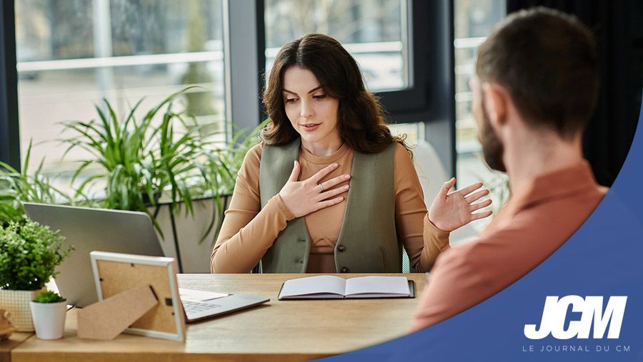 audreytipsfr's tweet image. #CommunityManagement 🎴 L’empathie est la qualité indispensable d&apos;un bon CM
👂 Comprendre avant de répondre
💬 Adapter ton et langage selon chaque situation
🤝 Créer un lien authentique et humain avec la communauté
•
✍️ @LeJournalduCM
buff.ly/2c2dLkM