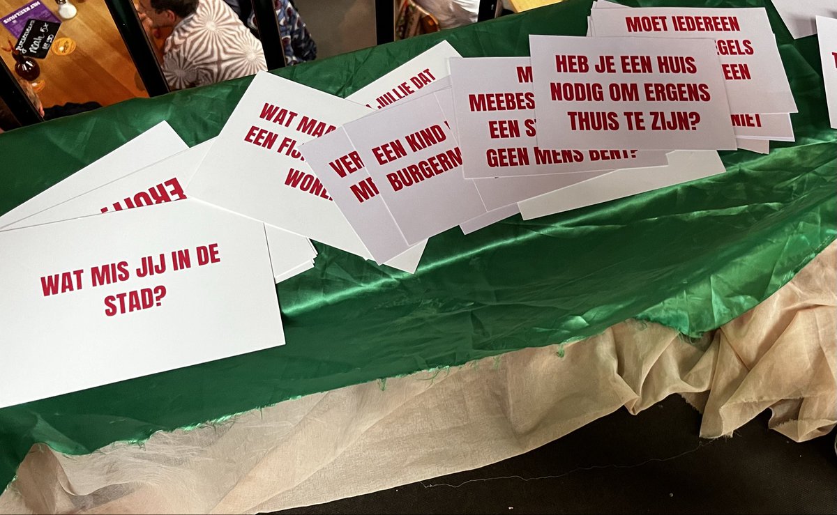 “Een goede stad luistert naar kinderen,”
zei een kind in de prachtige documentaire ‘De Kinderen van Amsterdam’, die ik in première mocht zien.
En luisteren naar kinderen begint met geloven in kinderen 🧡