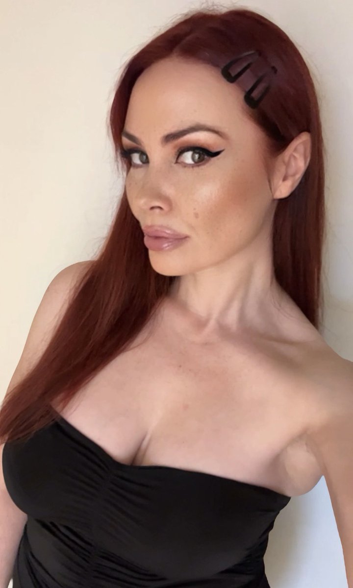 echonumber6's tweet image. Black dresses from this weekend