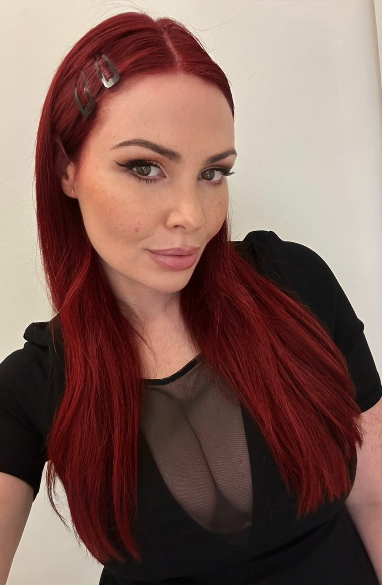 echonumber6's tweet image. Black dresses from this weekend