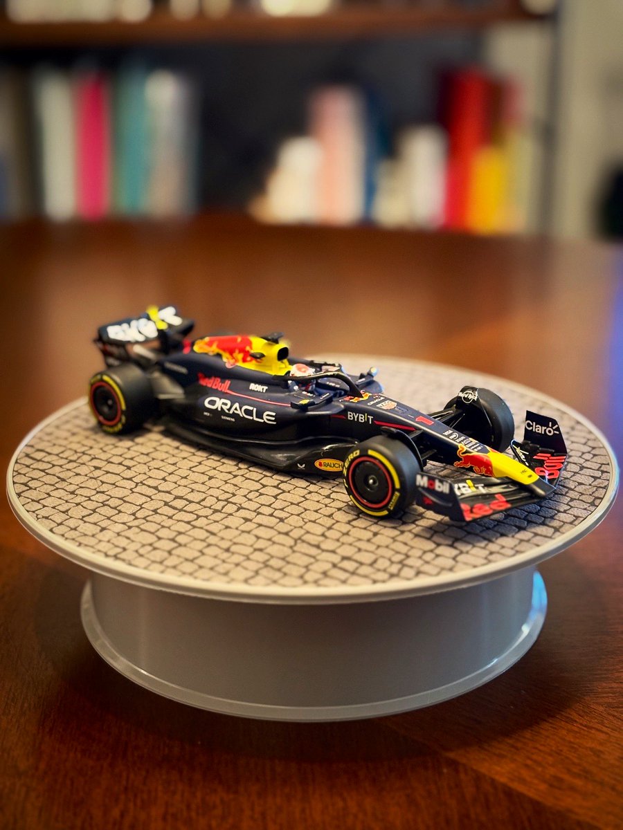【new arrival】
Redbull RB20
Max Verstappen
#slotcar #slotracing #RedBullRacing #スロットカー #レッドブルf1 #f1 #f1jp