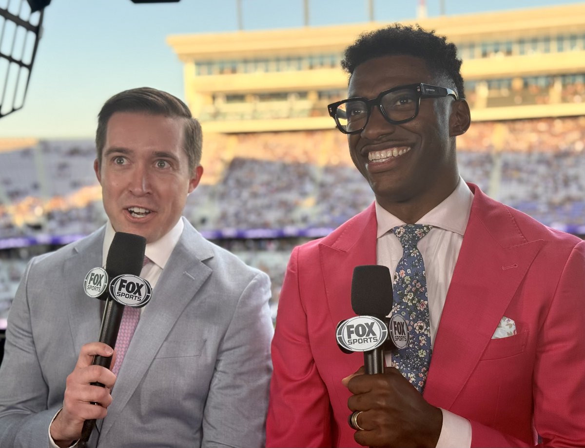 ConnorOnion's tweet photo. An honor to sit in for @jasonbenetti last night for Colorado at TCU. Thanks for welcoming me in, @RGIII &amp; @alexalandestoy. https://t.co/Ce7aQV2J9m