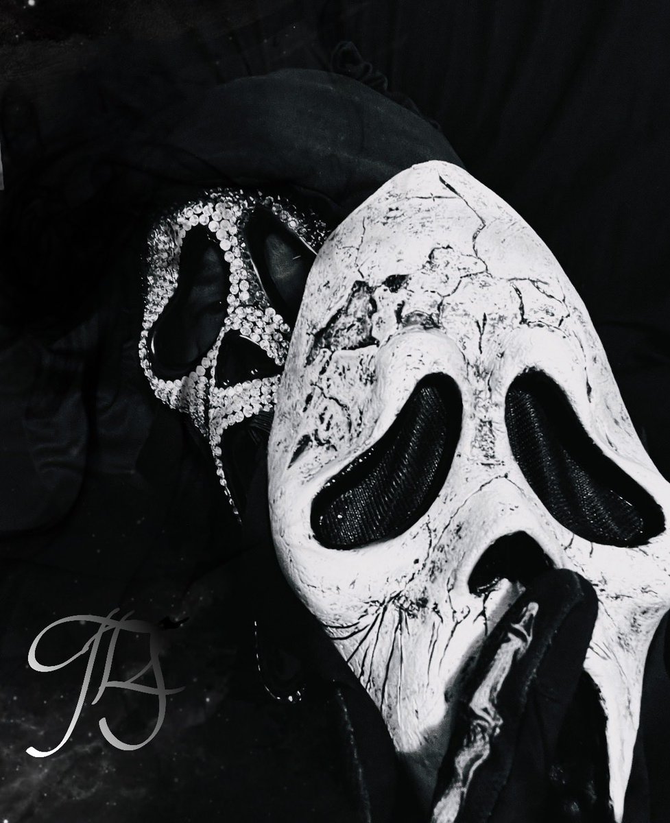 xTheDemonSnow's tweet photo. Just some new Ghostface pictures I’ve taken https://t.co/aIHgFBFNoP
