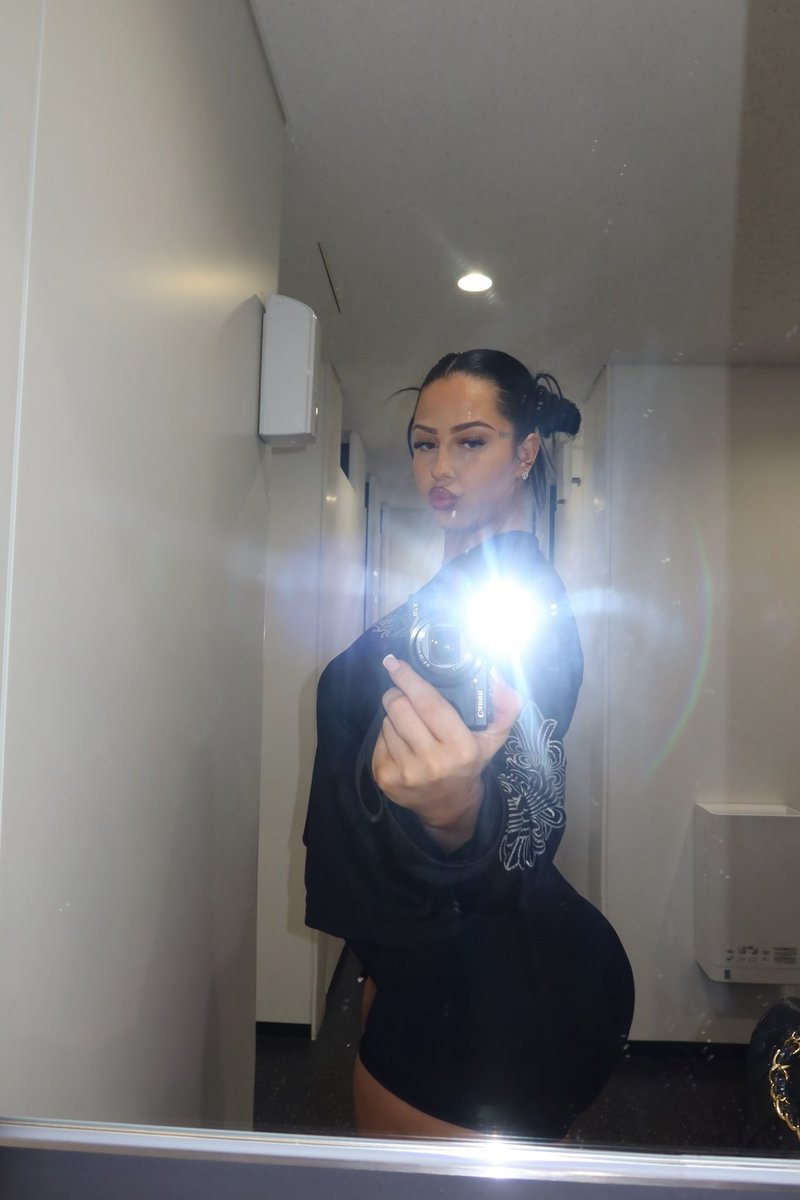 Amela 🤍 (@amelaomorr) on Twitter photo 