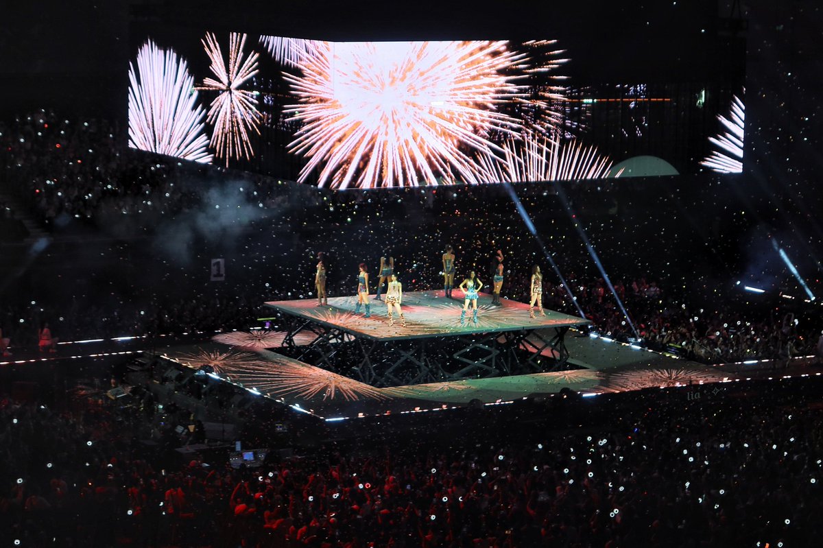 make this moment last ⁺˳✧༚
Philippine starfield for <a href="/JYPETWICE/">TWICE</a> 
#TWICE_THISISFOR_WORLD_TOUR
#TWICE_THISISFOR_WORLD_TOUR_IN_BULACAN
*  ·　 　　　　 
  　 . . 　　　　　
 ✧　 　　 . . ⊹ 　✵  　 
✷   . 　 .  　 . · ⋆  . 
 * 
　　  ˚ ✷  　 . ˚  * 
　　 　　✷  　 　　 . . ⊹