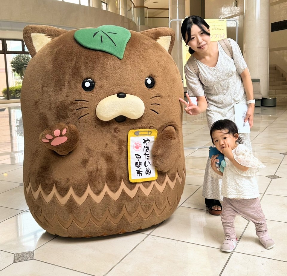 yahatainu's tweet photo. 今日は「0さいからのクラシックアンサンブル」に行って来たよ～🐾
ぼくも指揮者として参加させてもらったんだ♫
演奏は、梨響木管五重奏団『WeiBer Wald』の皆さんでした😊 https://t.co/bnTzU9ZlJH
