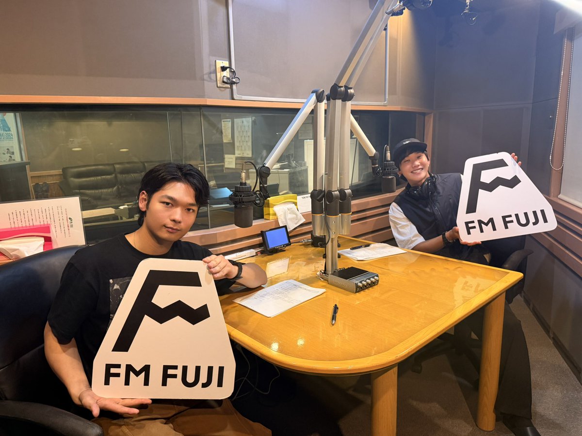 jocvfm's tweet image. 【JIJIMのBest of Luck!!!】
このあと17時から初回放送！ピースフルを掲げる革新的セクステット、1音1音に願いを込めた"音楽"を届けるバンド『JIJIM』（ジジム） @jijim_official によるレギュラープログラム #fmfuji #BoL